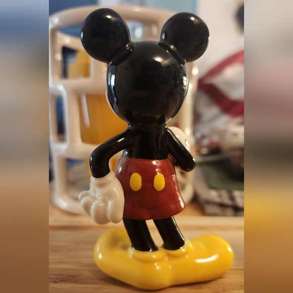 Mickey and Minnie Vintage Figurines - Picture 7 of 9